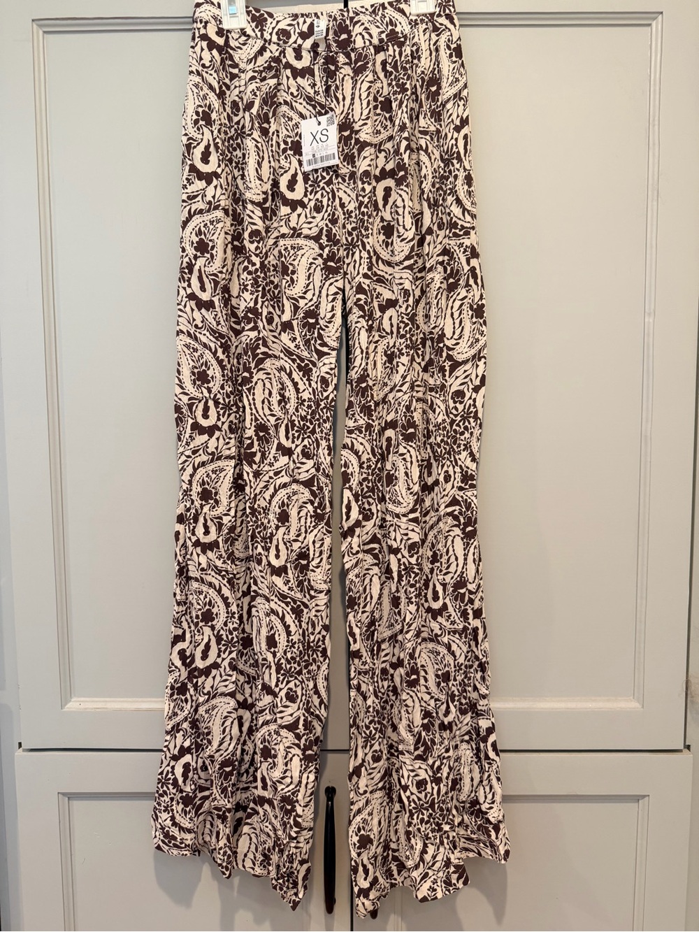 stradivarius Black and Cream Wide Leg Pants